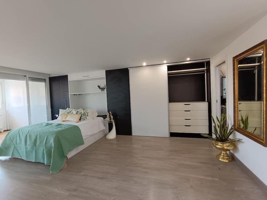 Spacious Studio By The University San Vicente Raspeig Exterior photo